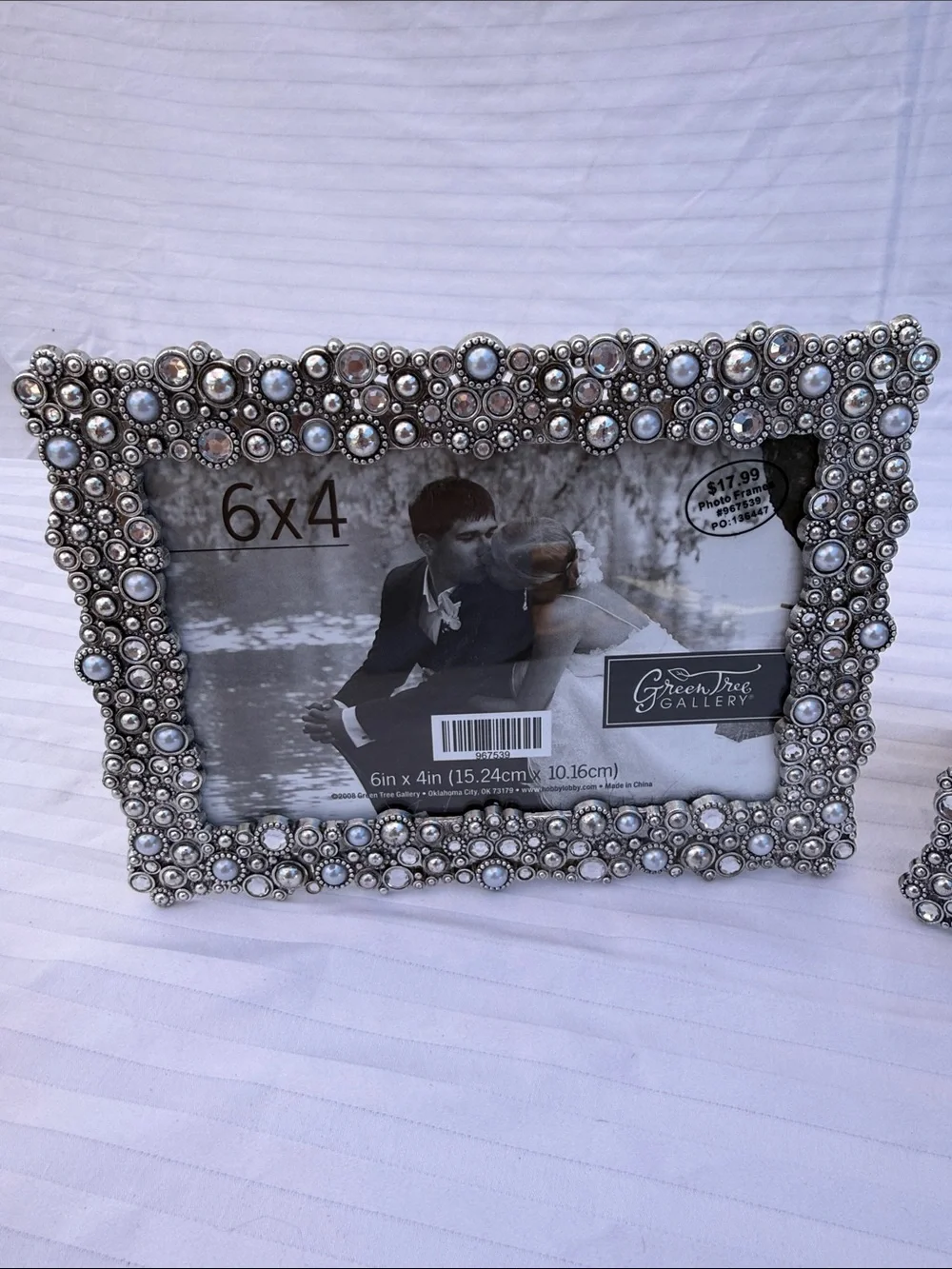 Lot of 2 Silver Beaded Pearl 6x4 Photo Frames - Decorative Accent